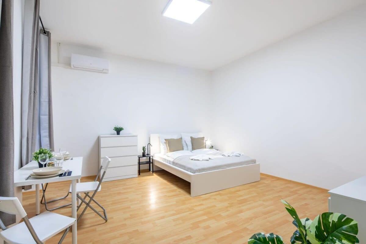 Very Central Convenient Flat Budapest Exterior foto
